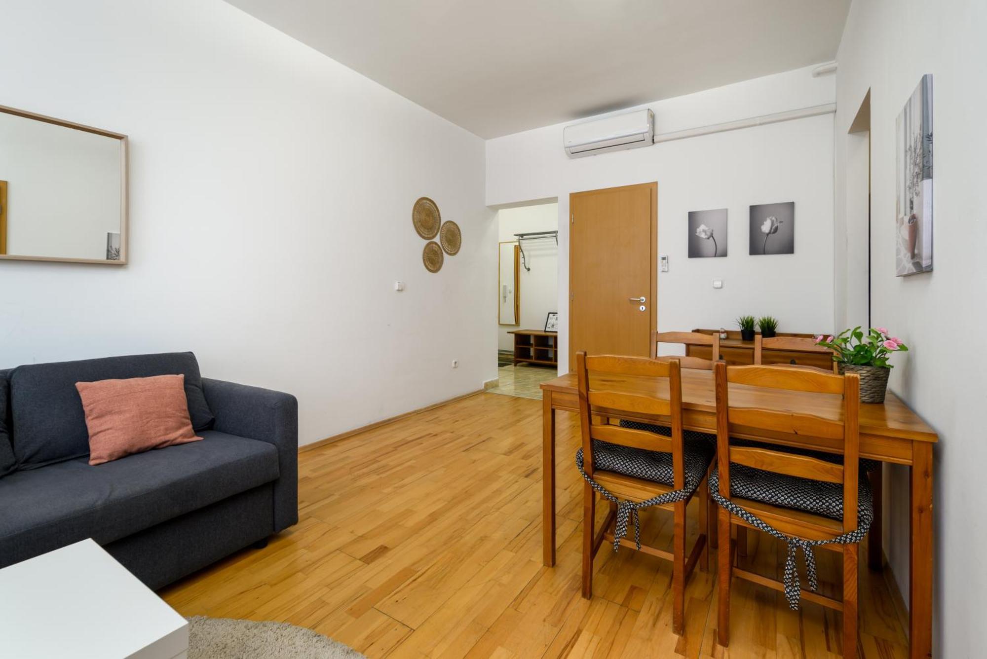Basilica Apartment In Heart Of City ブダペスト エクステリア 写真