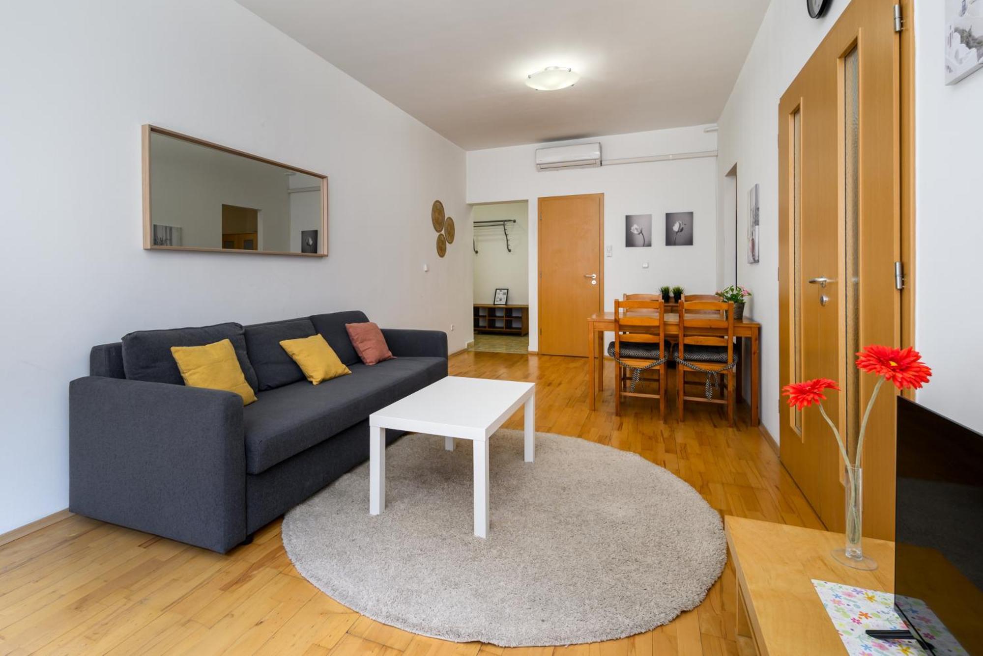Basilica Apartment In Heart Of City ブダペスト エクステリア 写真