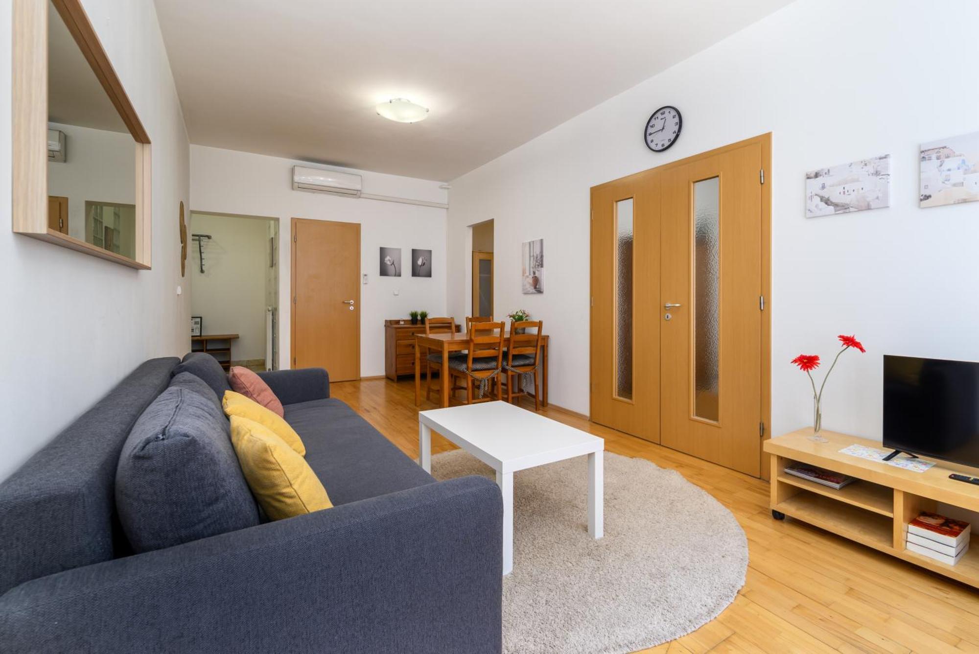 Basilica Apartment In Heart Of City ブダペスト エクステリア 写真
